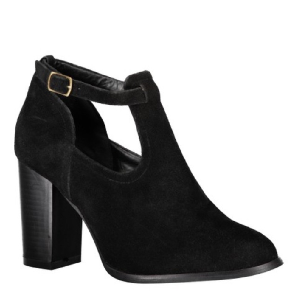 Black T-strap bootie NWOT
